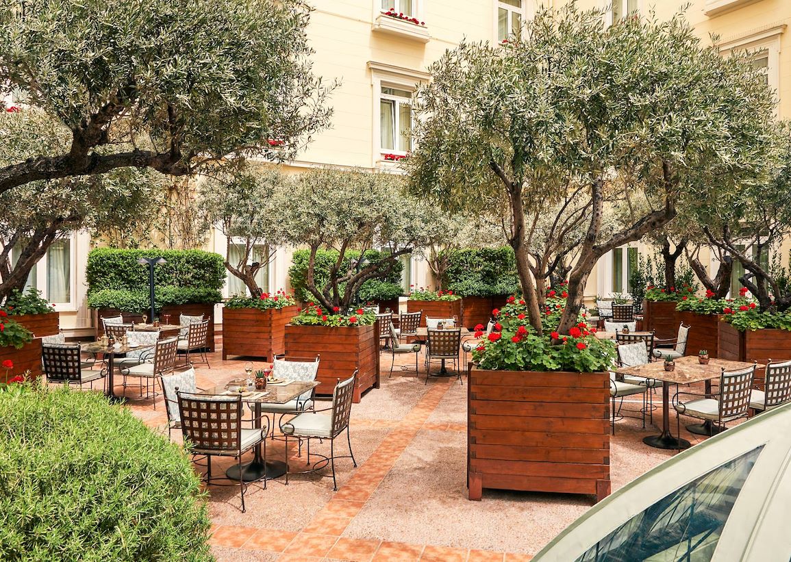 The Atrium Alexanders Lounge Hotel Grande Bretagne Athens