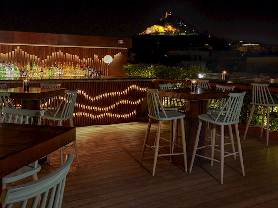 Bar 8 GB Roof Garden